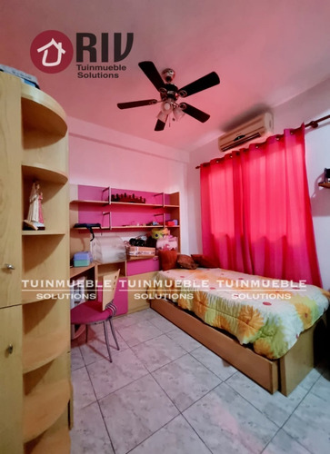Venta - Quinta En Los Corales, Caraballeda. Edo. La Guaira.
