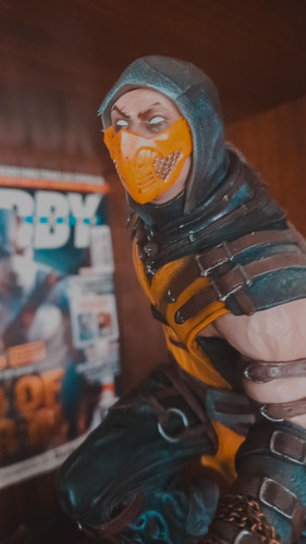 Figura Scorpion Del Videojuego Mortal Kombat (Usado)
