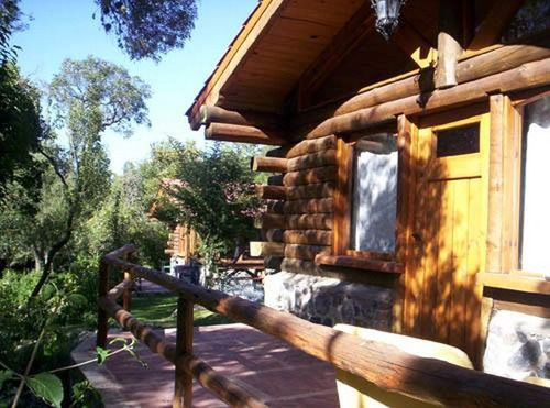 2 Cabañas De Troncos Y Piedra