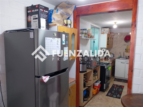 Casa En Venta De 2 Dorm. En Puente Alto