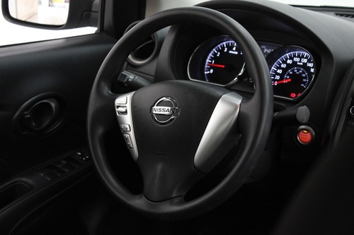 Nissan Versa 1.6 Sense Pure Drive 2019 La Plata 961