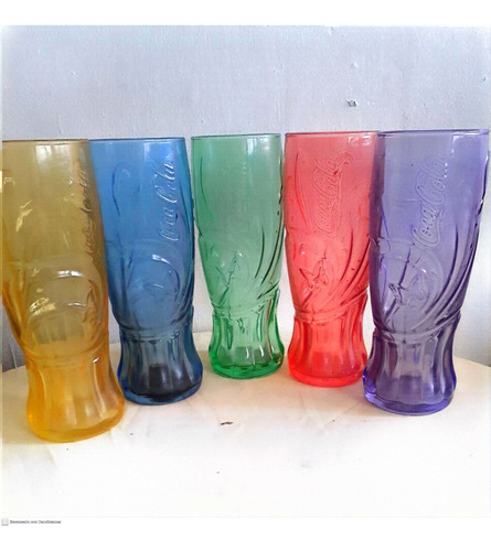 5 Bellos Vasos De Coca Cola En Variados Colores