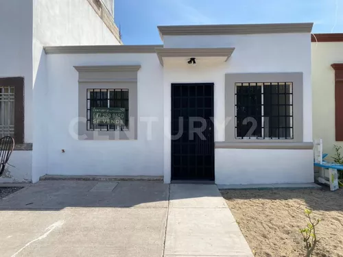 Casa En Venta En Valle Alto Verde Culiacan | Metros Cúbicos