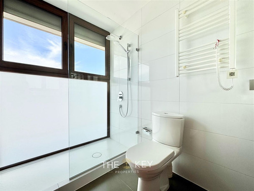 Departamento En Venta De 4 Dorm. En Las Condes