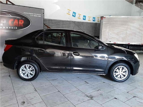 Imagem 13 de 14 de Renault Logan 1.0 12v Sce Flex Zen Manual