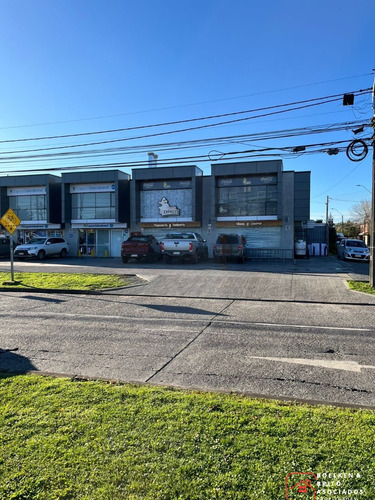 Local Comercial En Arriendo, 109 M2, Excelente Ubicación
