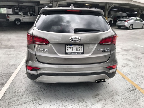 Imagen 11 de 15 de Hyundai Santa Fe 2018 2.0 Sport L At