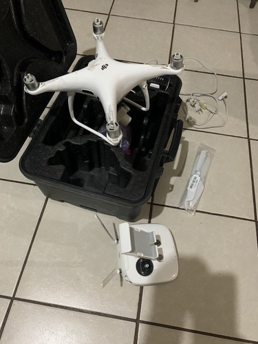 Dji Phantom 4 Pro+ Con Cámara C4k Blanco 3 Batería (partes) (Reacondicionado)