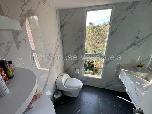 Apartamento Piso Bajo 178 M² 3h, 4b, 2p, Residencias Alto Hatillo Humbold Con Pozo De Agua En Venta En Alto Hatillo Calle El Pauji Caracas