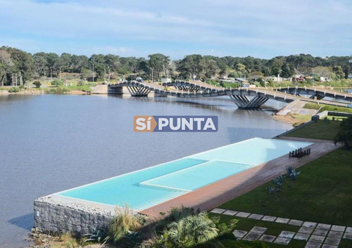 Imagen 15 de 16 de Apartamento De 3 Dormitorios Y Dependencia En Alquiler - La Barra