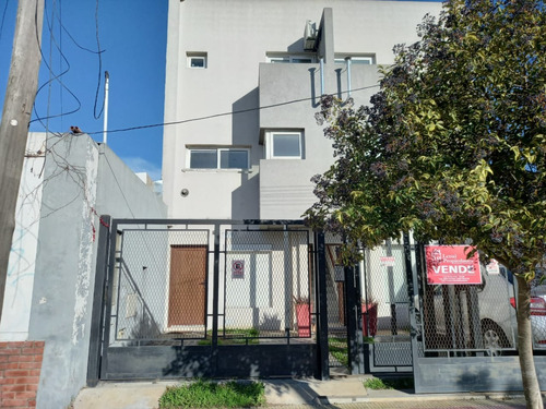 Venta De Departamento En Ituzaingó Al 700  Oportunidad 