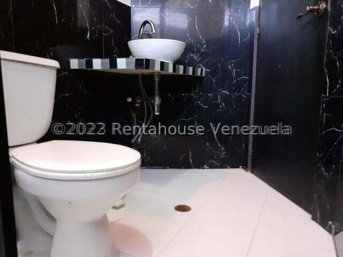 Townhouse En Venta En Cumbres De Maracaibo Edw