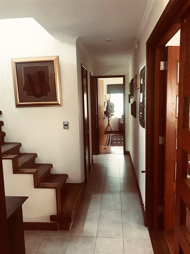 Casa De 4 Dorm A Pasos Colegio Dunalastair