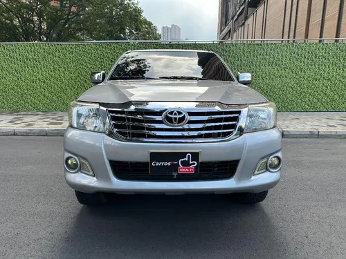 Toyota Hilux 2.7 Imv 4x2