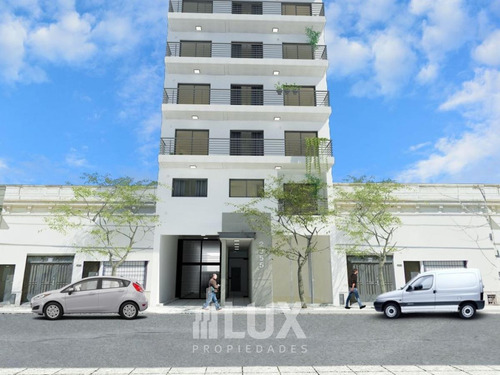 Departamento Un Dormitorio Al Contrafrente Con Balcón En Construcción - Abasto
