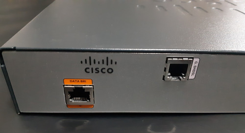 Router Cisco 800 Series C888 100 Mbps 4 Puertos Switch (Usado)