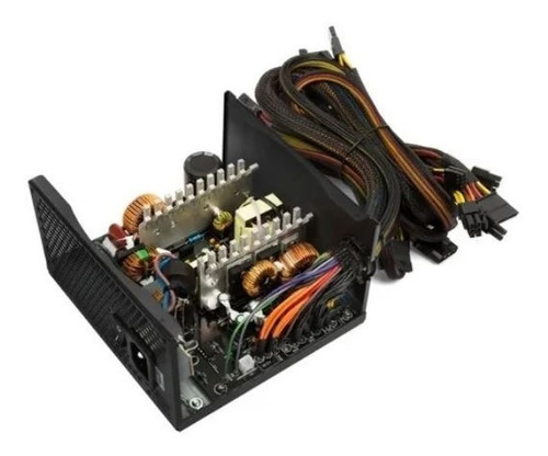 Imagen 5 de 8 de Fuente 550w Sentey Snp550-gs 80+ Gamer 80 Plus White