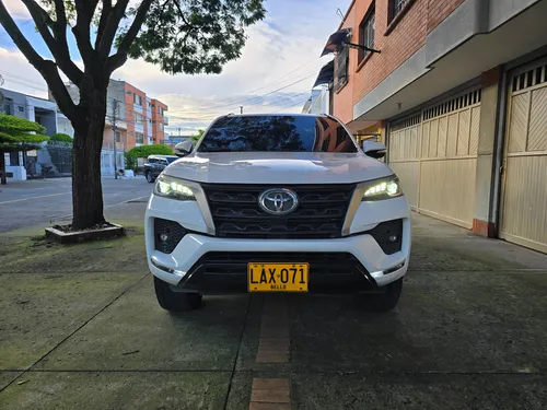 Toyota Fortuner 2.8l