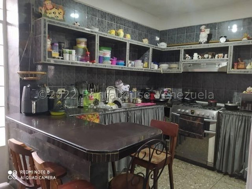 Imagen 6 de 30 de Casas En Venta En La Concordia Cod # 23-3742 Negociable! Información Comunícate 412-1498654 Katty Vasquez. Mejor Precio, Oportunidad, Inversión, Moderna, Remodelada, Amplia, Espaciosa,hermosa!!!!!!!!