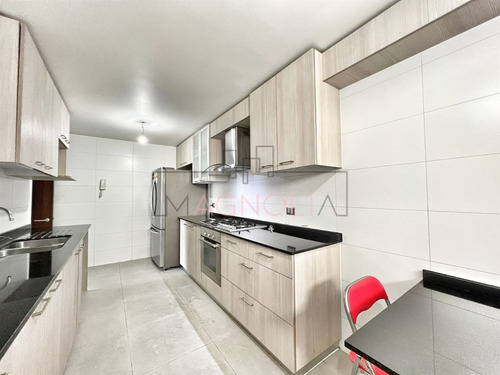 Departamento En Venta De 4 Dorm. En Las Condes