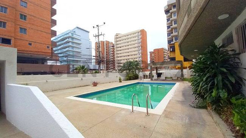 Venta De Acogedor Apartamento  Cercano A La Playa En La Ciudad De Lecheria