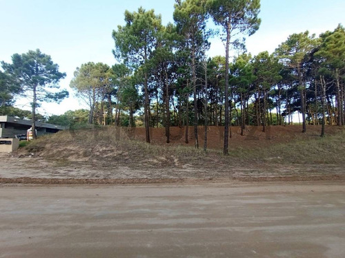 Lote En Barrio Pioneros En Venta - Oportunidad - Permuta - Pinamar - Costa Atlantica