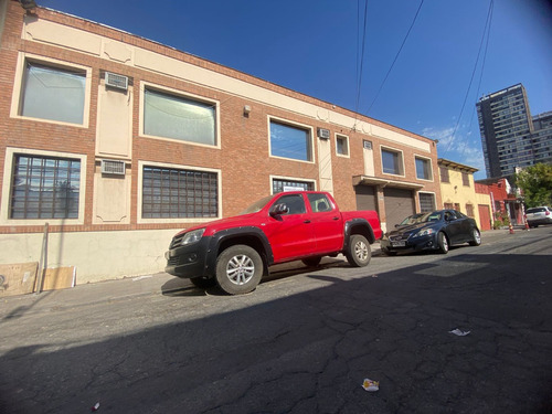 Esplendida Propiedad Con Gdes Bodegas, Oficinas Y Estacionam