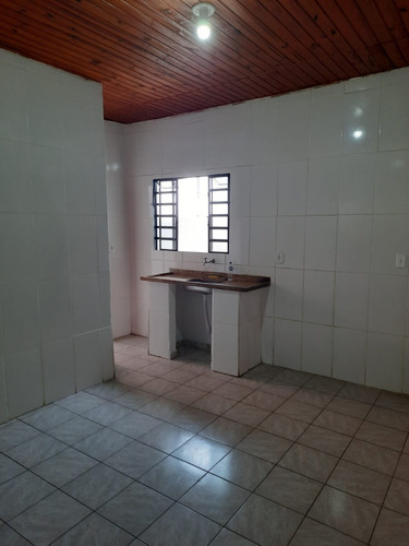 Imóvel Com 3 Casas No Terreno