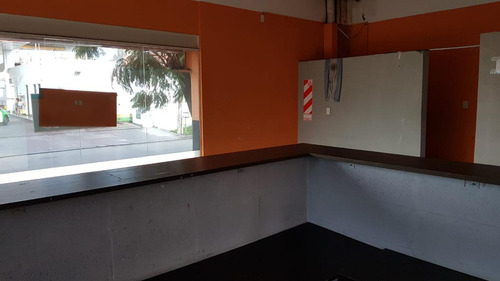 Equina Comercial 388 M² - Local - Playa - Dpto Pa 3 Amb - San Justo