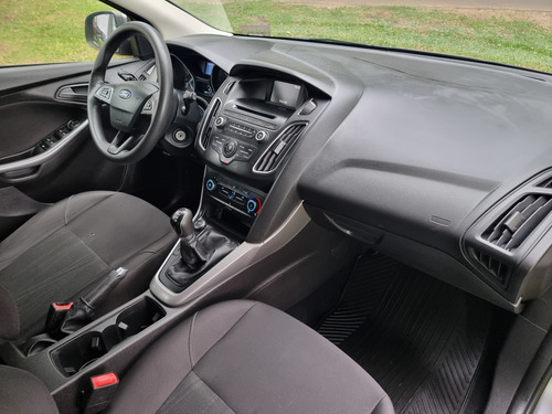 Ford Focus III 1.6 S