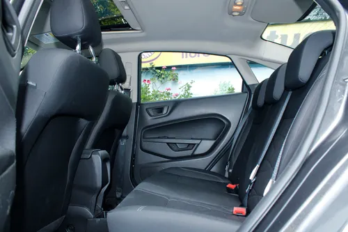 Ford Fiesta 1.6 Sportback Se Mecánico