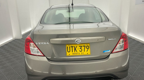 Nissan Versa 1.6 Advance