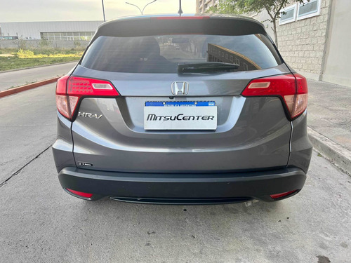 Imagen 8 de 15 de Honda Hr-v 2017 1.8 Lx 2wd Cvt