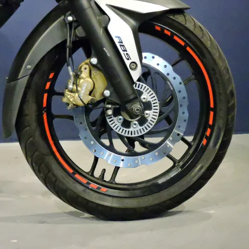 Bajaj Pulsar Ns 200 Abs 2020