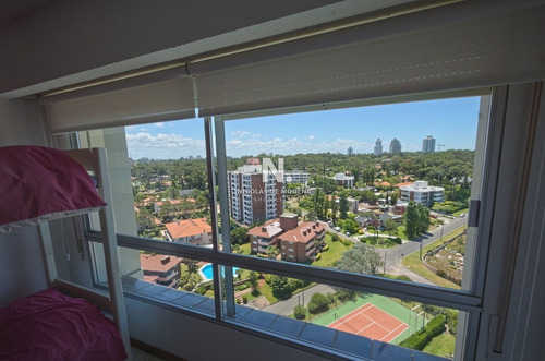 Apartamento En Venta Playa Mansa-ref:4371