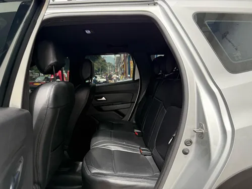 Renault Duster 1.3 Intense Cvt