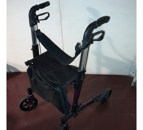 Andador Rollator Silfab Respaldo Ultraliviano 4 Ruedas