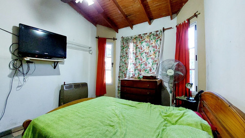 Imagen 11 de 18 de Venta Casa 4 Ambientes Con Cochera Y Patio!!