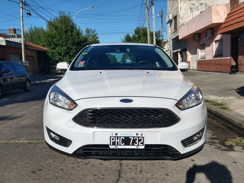 Ford Focus 3 2015 2.0 Sedan Full Automático + Cuero + Gnc