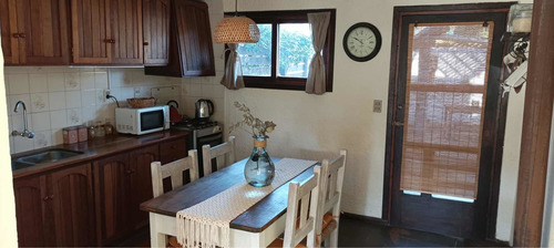 Imagen 8 de 19 de Alquilo Apto Y Casa Para 6 Y 4 Personas A 150 Metros Del Mar Sobre Playa Costa Azul