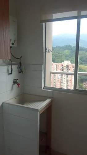 Apartamento En Venta En Loma San José. Cod V12696