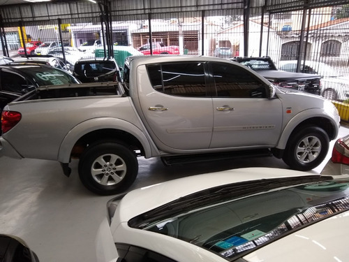 Imagem 4 de 13 de Mitsubishi - L200 Triton Hpe 3.5 V6 Automatico 2012
