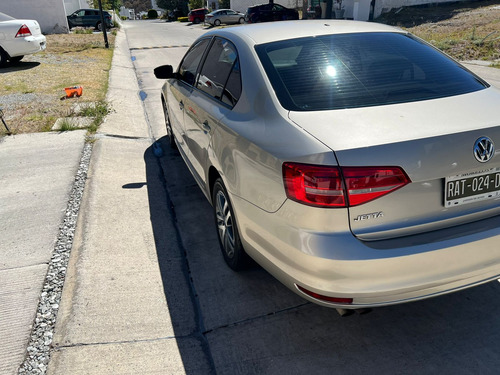 Volkswagen Jetta 2.5 Comfortline At