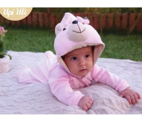 Imagem 2 de 2 de Macacão Bebê Capuz Menina Ursa Rosa Upi Uli 8884 Suedine