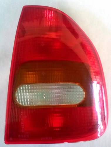 Faro Stop Chevrolet Corsa 4 Puertas Derecho Liso 94/99