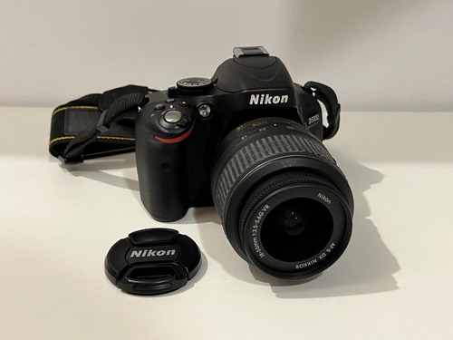 Nikon D5100 + Lente 18-55mm