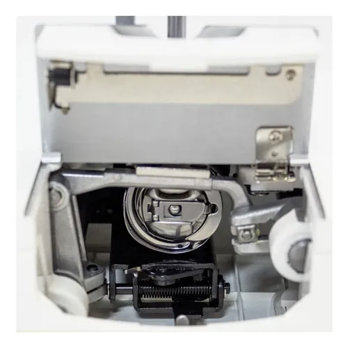 Juki Máquina De Coser Y Acolchar De Alta Velocidad Tl-q Co. Color Blanco