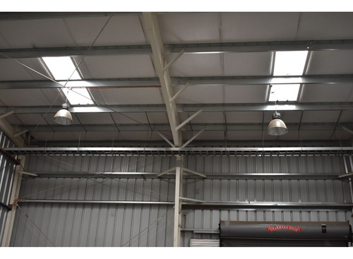 Arriendo Bodega 396 M2 + 72 M2 De Oficina, Sector Aeropuerto