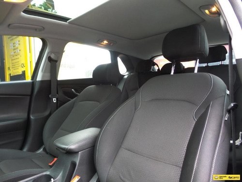 Imagen 12 de 15 de Hyundai I30 2.0