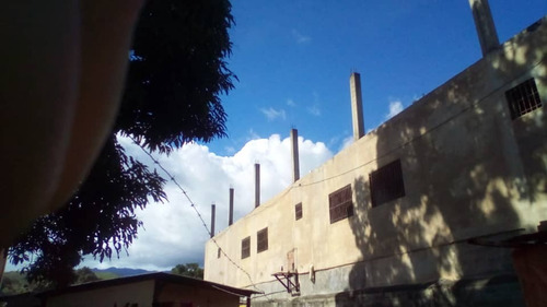 Imagen 5 de 7 de Hhivta. Venta Bienhechurias En Construccion, En Estado Miranda.